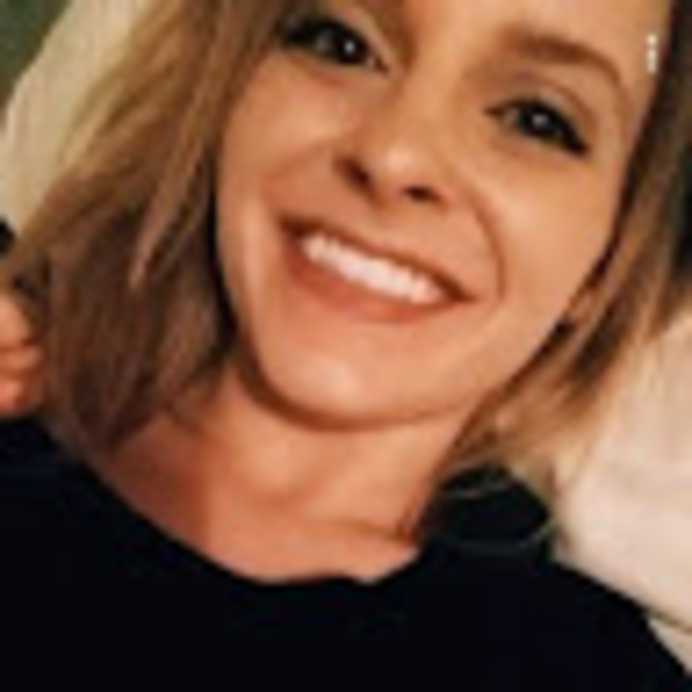 Meet your Posher, Alyson